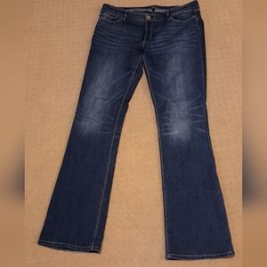 12L White House Black Market Boot Jeans